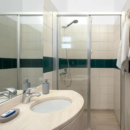 Perola Views By Homie ポルト・モニス