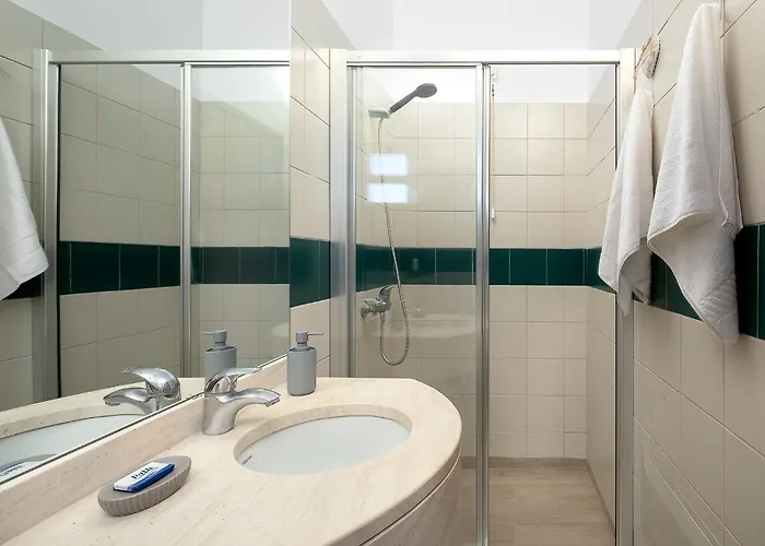 Perola Views By Homie Porto Moniz