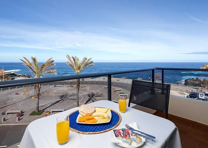 Perola Views By Homie 3*